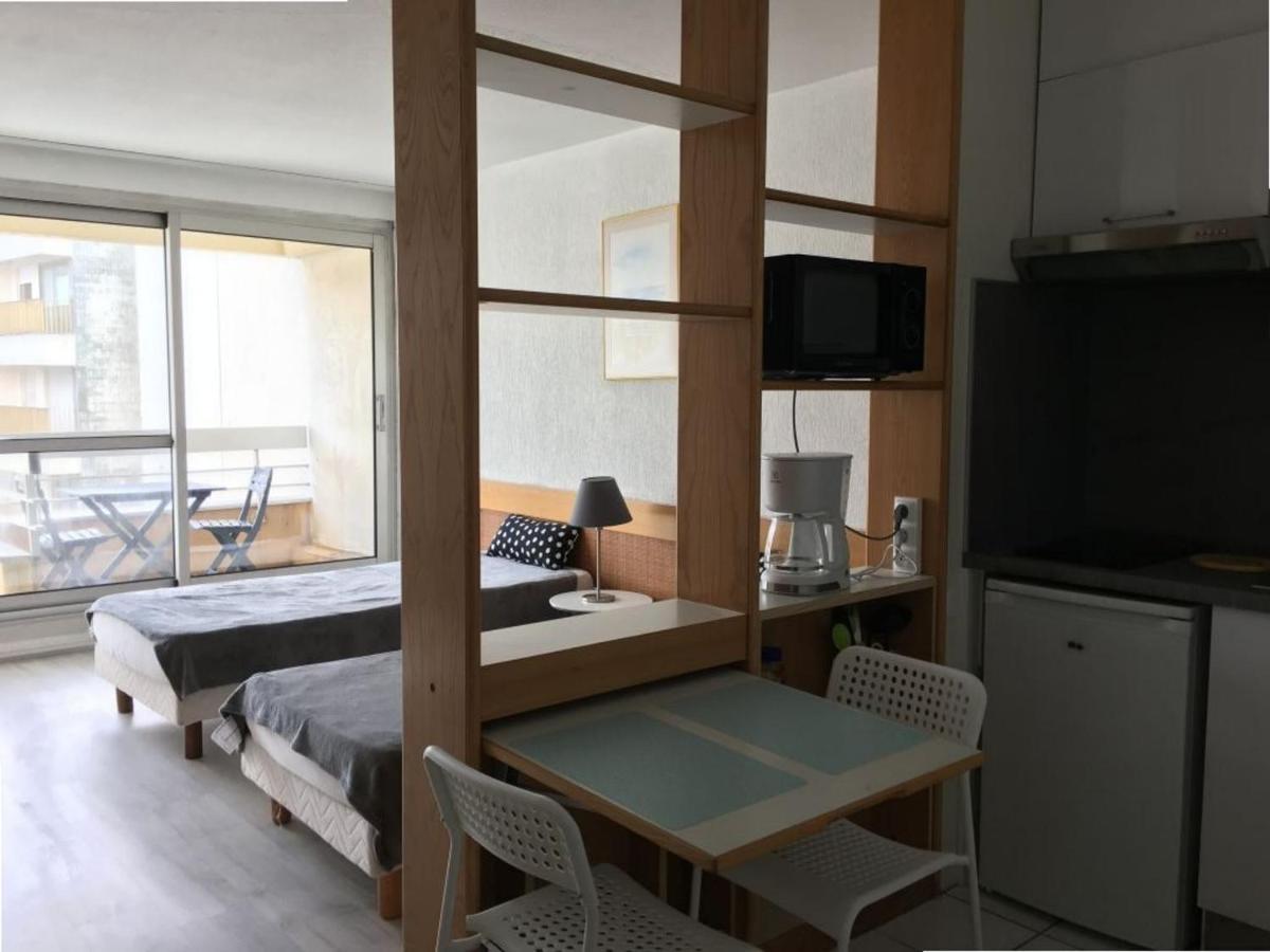 Studio Front De Mer Avec Piscine Et Balcon A Biarritz - Fr-1-3-412 Kültér fotó